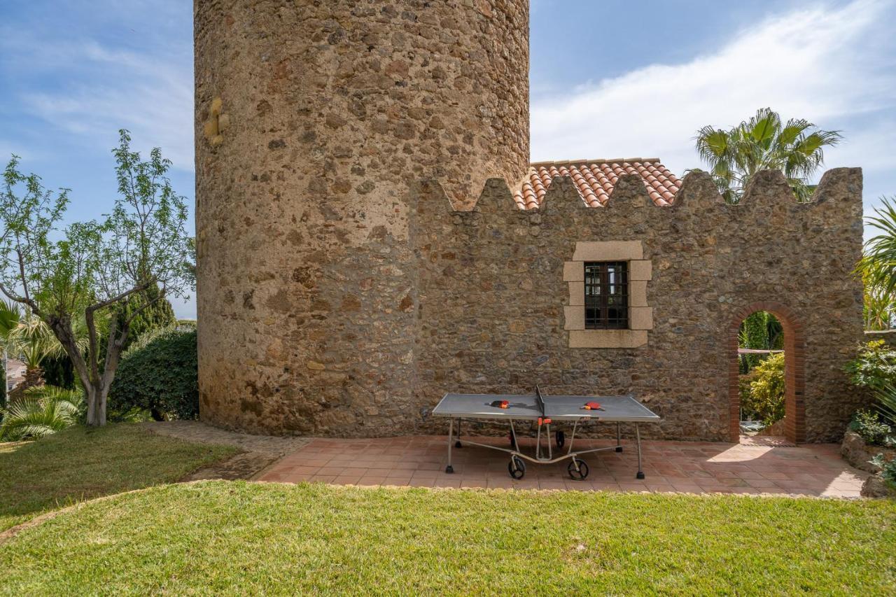 Castillo Can Xirau, Propiedad Exclusiva Con Piscina & Aircon Santa Susanna Exterior foto